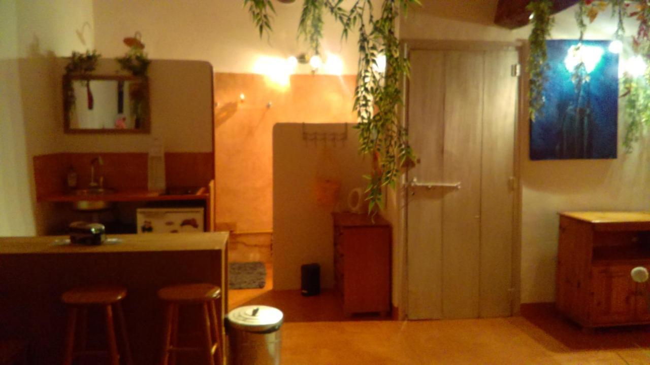 Bien-Etre Apartment Alignan-du-Vent Exterior photo